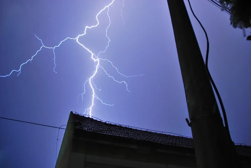 Descargas eléctricas atmosféricas causam 16 mortes na Zambézia