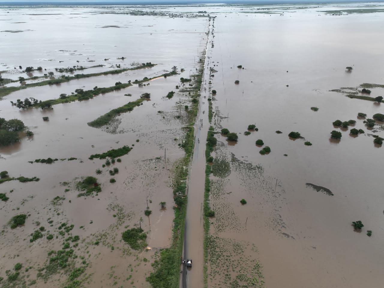 Trajecto submerso na N1 aumenta de 3 para 12 km após transbordo do rio Incomati