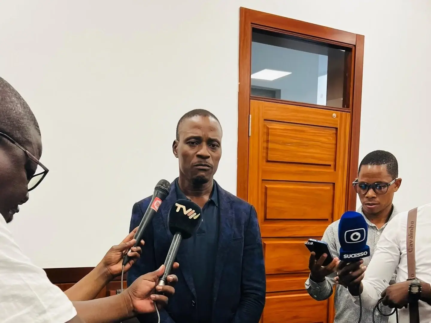 Antigo juiz-presidente é julgado por desvio de milhões em Inhambane