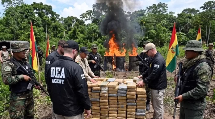 EUA retomam parceria com Bolívia no combate ao tráfico de drogas