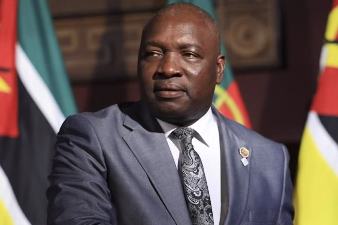 Ministro da Justiça busca fortalecer credibilidade do sistema judicial em Moçambique