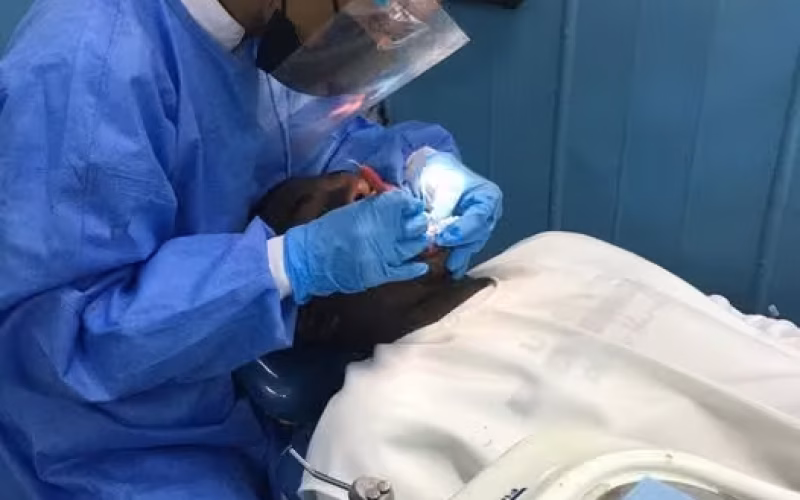 56% dos pacientes perdem dentes por diagnósticos tardios
