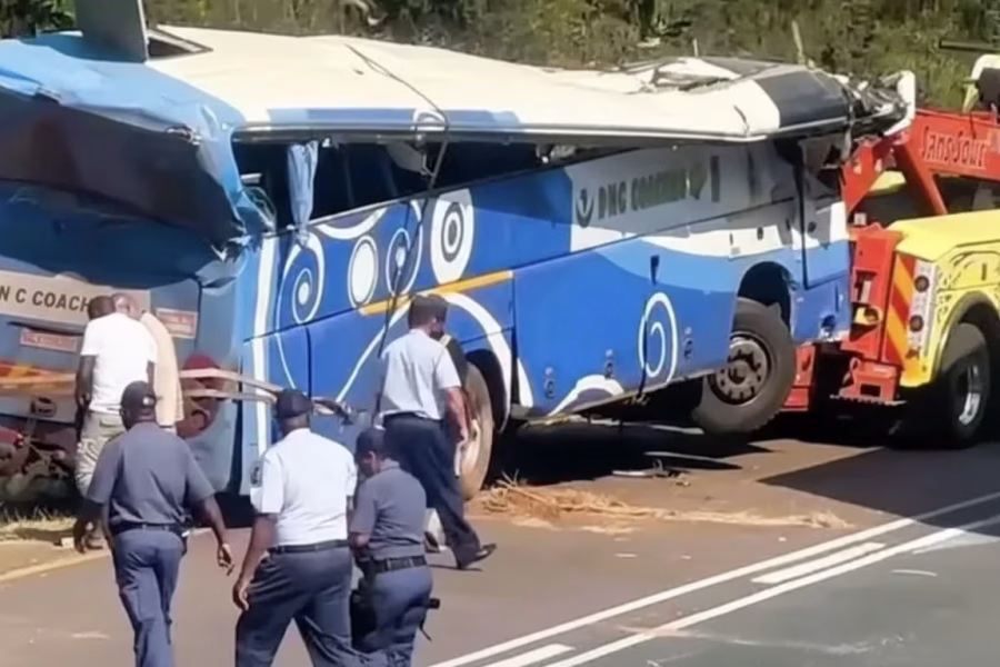 Acidente de autocarro deixa várias mortes em Limpopo