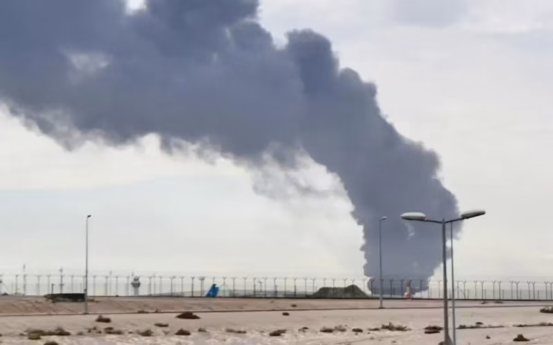 Aeroporto do Kuwait incendiado após ataque com drones iranianos