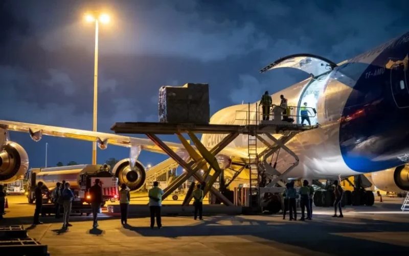 Ajuda humanitária internacional chega a Moçambique após enchentes devastadoras