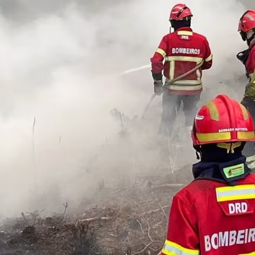 Ataque armado a centro médico na Nigéria faz pelo menos 20 mortos
