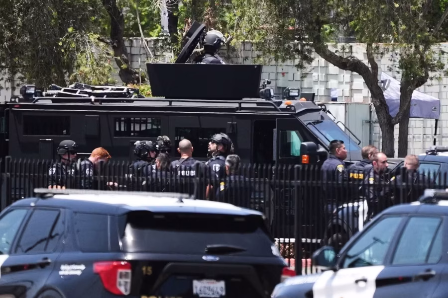 Ataque armado em Centro Islâmico de San Diego resulta em cinco mortes