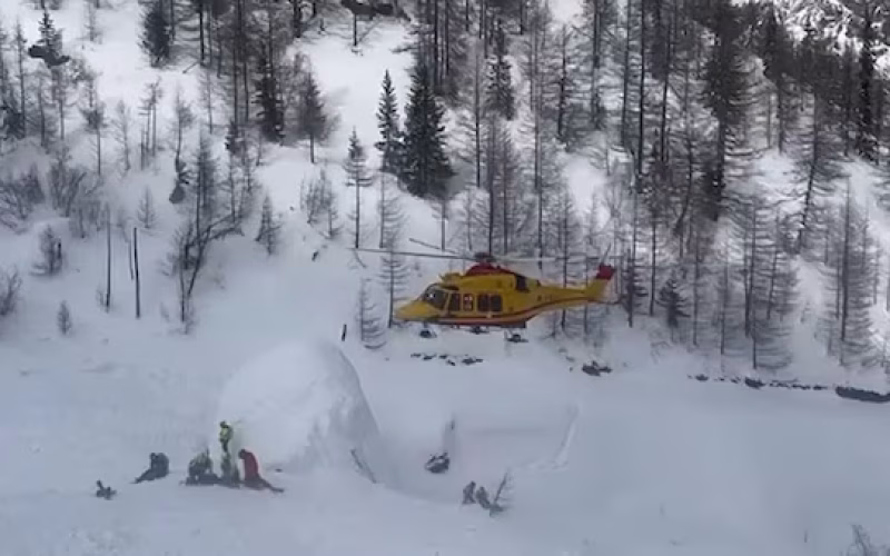 Avalanche em Courmayeur provoca mortes de dois esquiadores