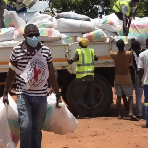 Cabo Delgado enfrenta crise humanitária por terrorismo e clima extremos