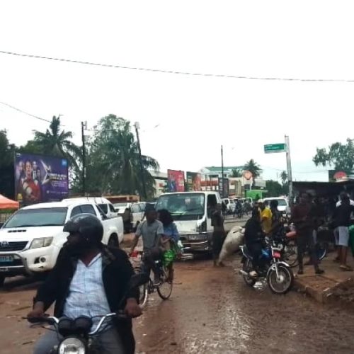 AMVIRO reforça sensibilização rodoviária em Quelimane durante a quadra festiva