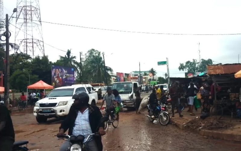 AMVIRO reforça sensibilização rodoviária em Quelimane durante a quadra festiva