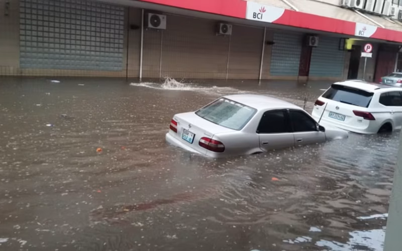 Chuvas fortes e trovoadas continuam em várias províncias, alerta INAM