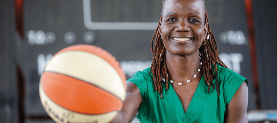 Clarisse Machanguana é a primeira moçambicana no Hall da Fama do basquetebol