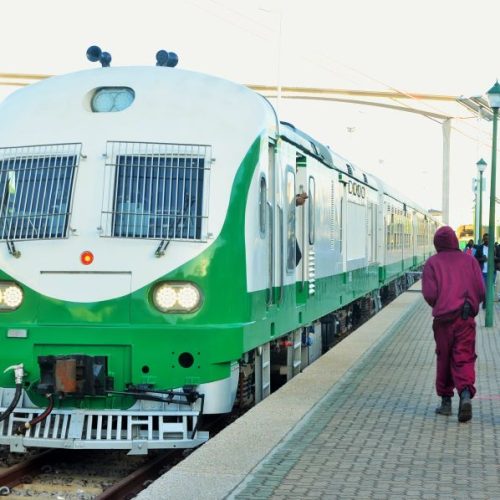 Comboio especial Maputo e Magude implementado devido às cheias