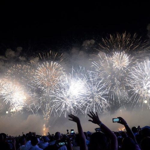 Polícia moçambicana proíbe uso de fogos fora do horário permitido na passagem de ano