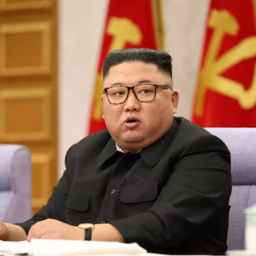 Coreia do Norte abandona meta de reunificação com o Sul