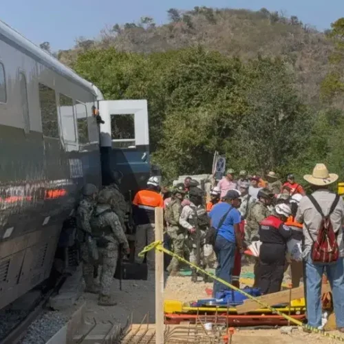 Descarrilamento de comboio no México deixa 13 mortos e 98 feridos