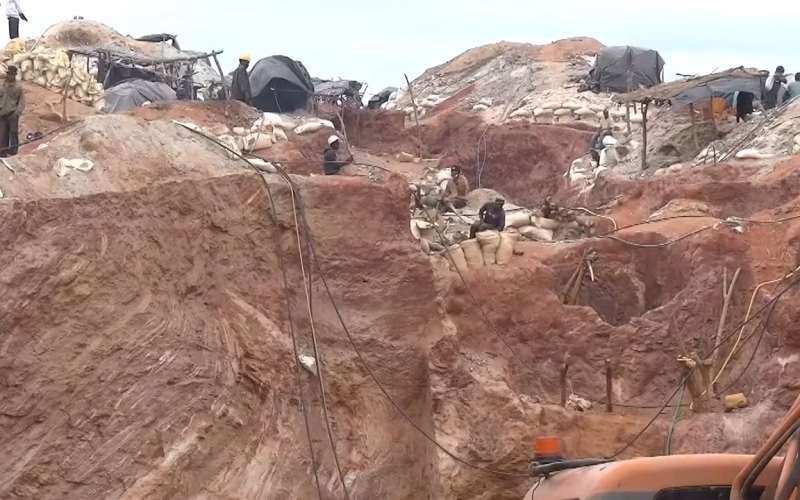 Desmoronamento em mina artesanal volta a causar mortes em Vanduzi