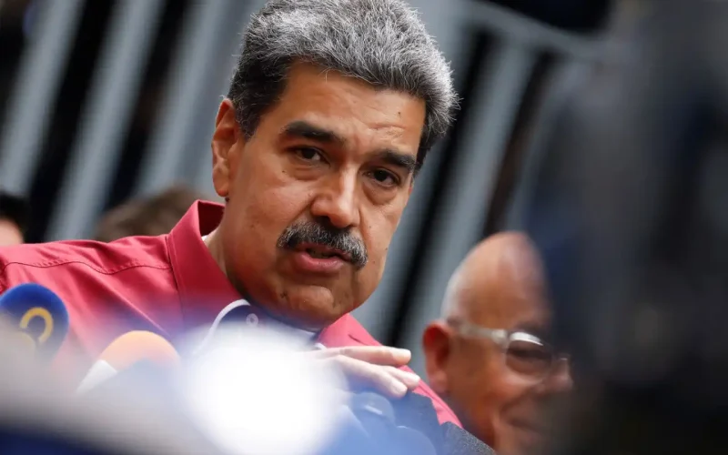 EUA pressionam para saída de Maduro por actividades ilegais