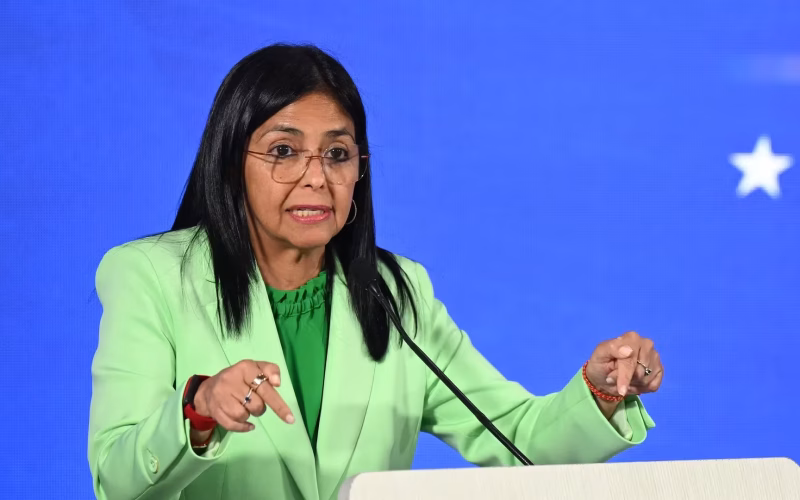 EUA retiram sanções à nova liderança da Venezuela