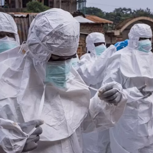 Epidemia de ébola agrava-se na RDCongo com mais de mil infectados