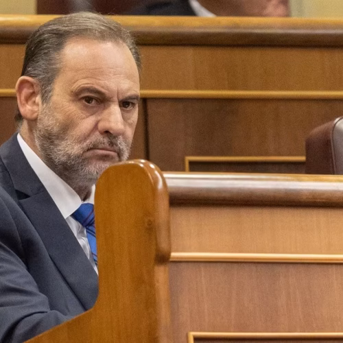 Ex-ministro espanhol condenado a mais de 24 anos de prisão por corrupção