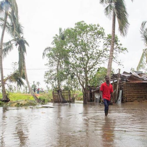 Famílias ignoram alertas e permanecem em áreas de risco no Niassa