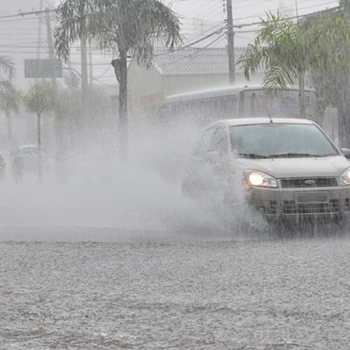 Maputo, Gaza e Inhambane sob alerta meteorológico por chuvas Intensas