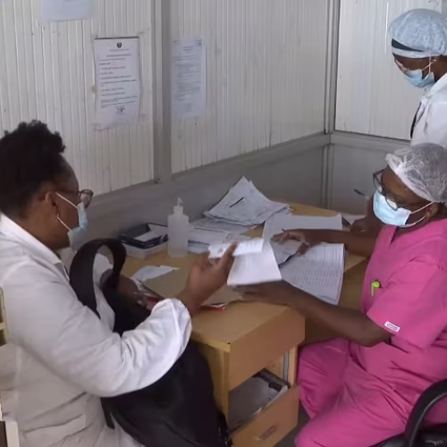 Greve no sector da saúde em Moçambique prossegue face à falta de condições básicas