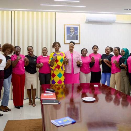 Gueta Chapo lidera conferência sobre empoderamento feminino em Maputo