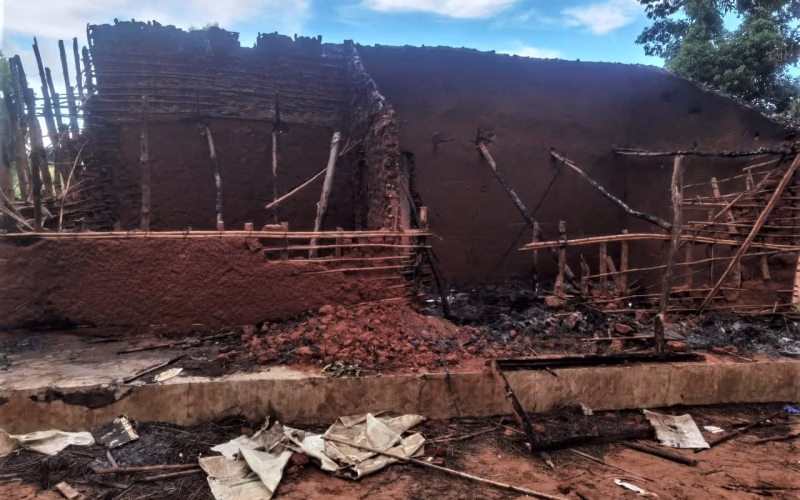 Casas de líderes comunitários incendiadas em Mossuril
