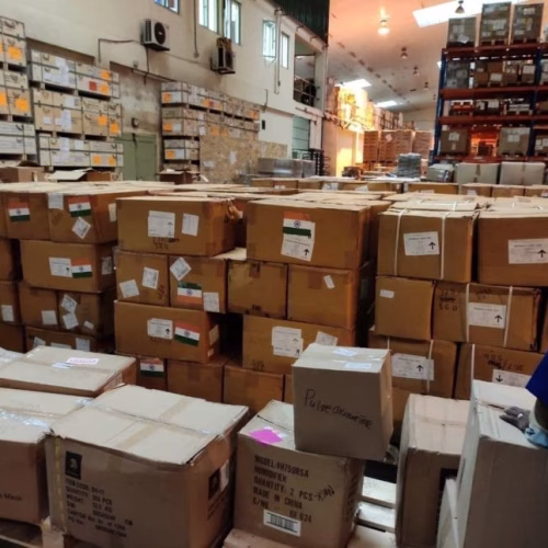Índia doa 84 toneladas de medicamentos a Moçambique