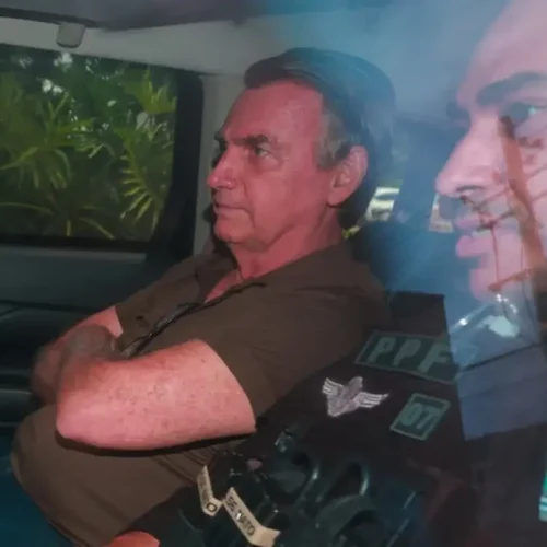 Jair Bolsonaro sofre nova crise médica em prisão federal