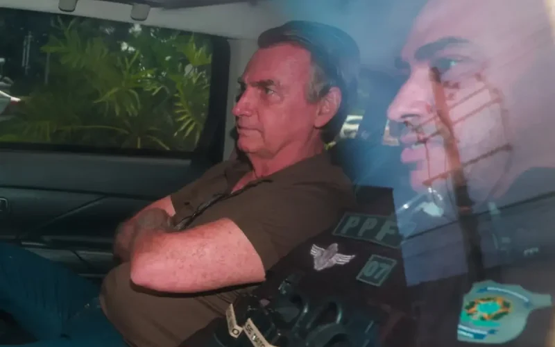 Jair Bolsonaro sofre nova crise médica em prisão federal