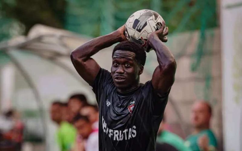 Jogador do Moncarapachense morre após paragem cardiorrespiratória durante jogo