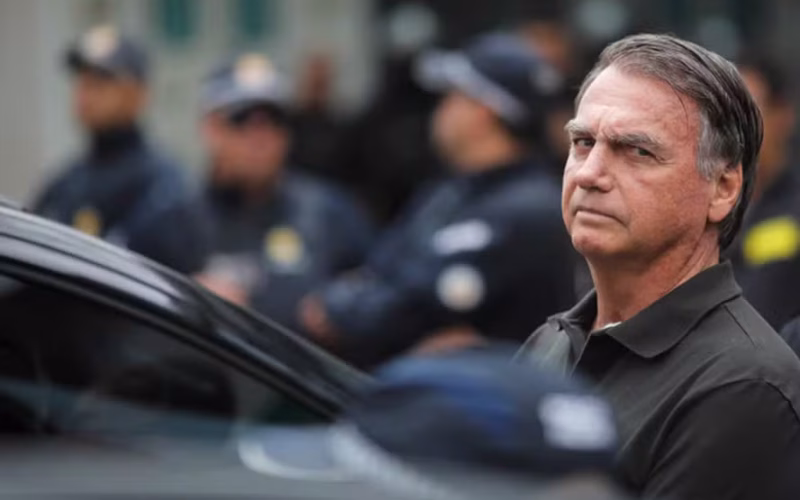 Juiz ordena transferência de Jair Bolsonaro para prisão com condições mais favoráveis