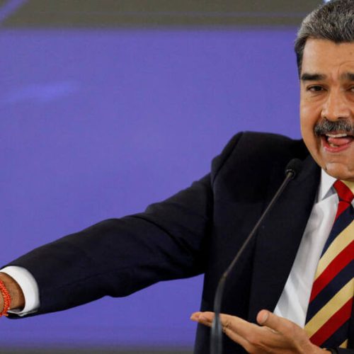 Maduro reforça segurança pessoal em resposta a ameaças dos EUA