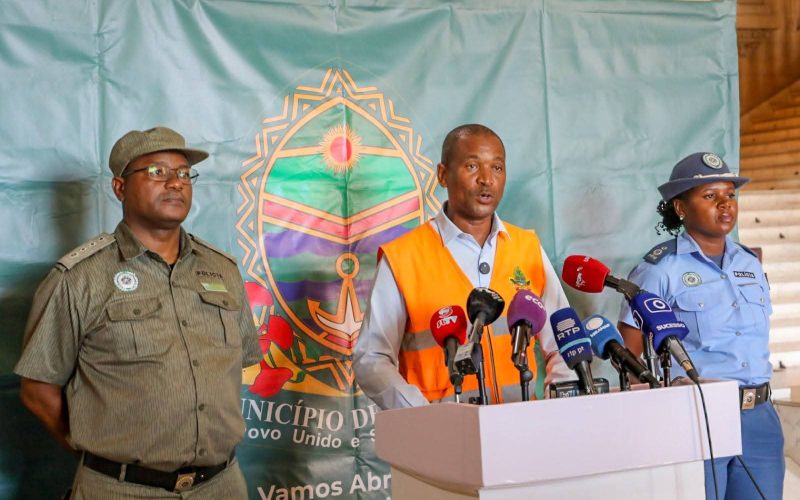 Maputo proíbe venda e consumo de álcool na orla marítima