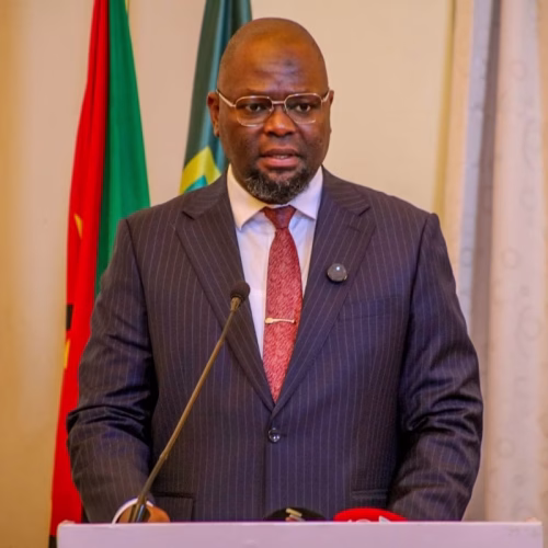 Maputo sedia assembleia da UCCLA em Macau