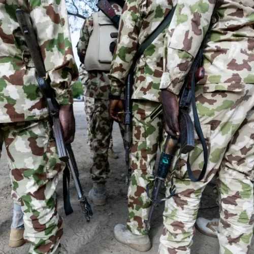 Massacre no oeste da Nigéria deixa pelo menos 162 vítimas mortais