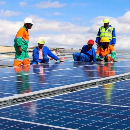 Moçambique precisa de 80 mil milhões de dólares para a transição energética até 2050