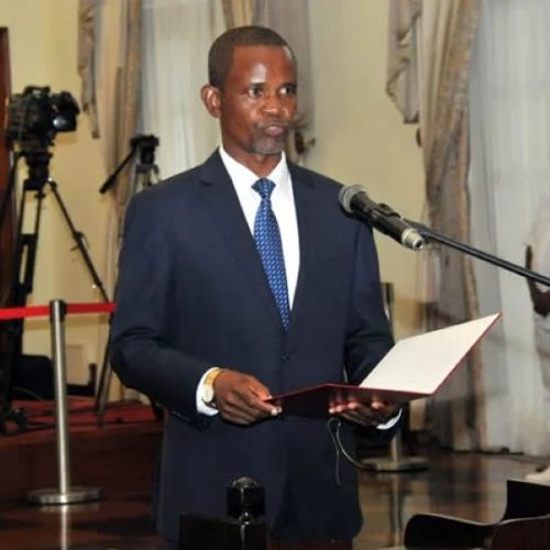 Chapo nomeia Manuel Gonçalves como novo Embaixador de Moçambique na China