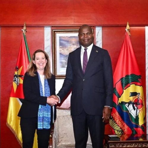 OIM firma compromisso de assistência humanitária em Moçambique