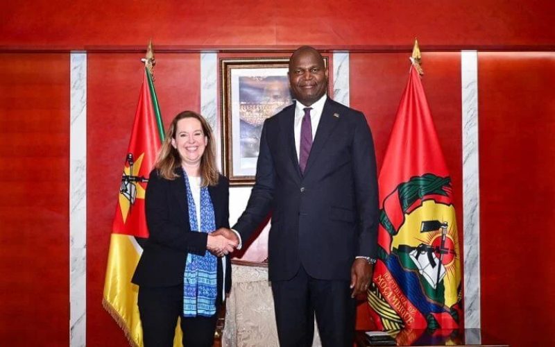 OIM firma compromisso de assistência humanitária em Moçambique