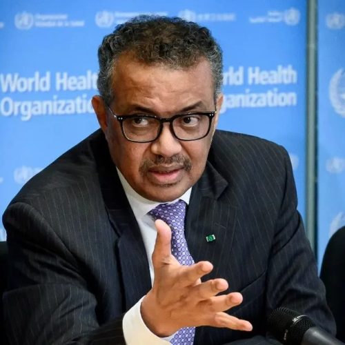OMS rebate alegações dos EUA sobre saída e alerta para insegurança global