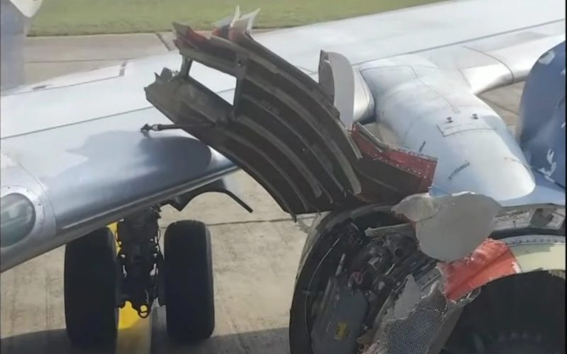 Pânico a bordo após falha em motor de Boeing 737 na Nigéria