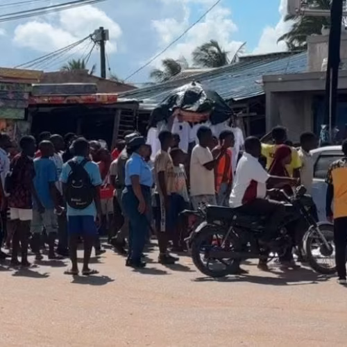 Pânico social provoca linchamentos em Moçambique por supostas “mágicas” que encolhem pénis