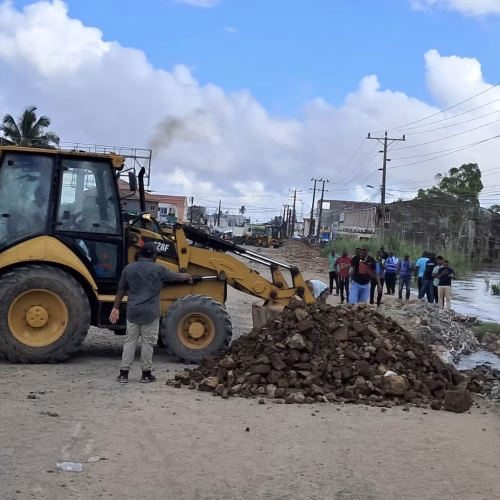 Ponte Nguluzane reabre após obras de reparo em Xai-Xai