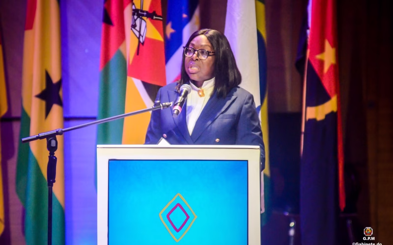 Primeira Ministra destaca riscos da inteligência artificial em conferência internacional