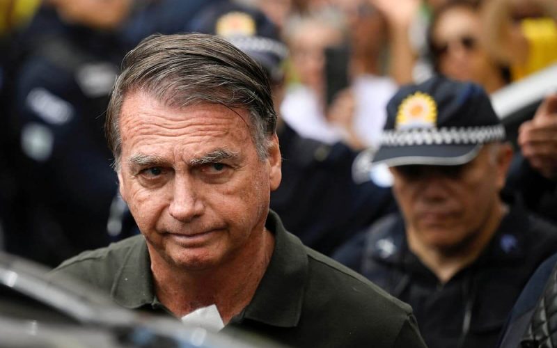 Ministério Público Militar pede expulsão de Jair Bolsonaro das Forças Armadas
